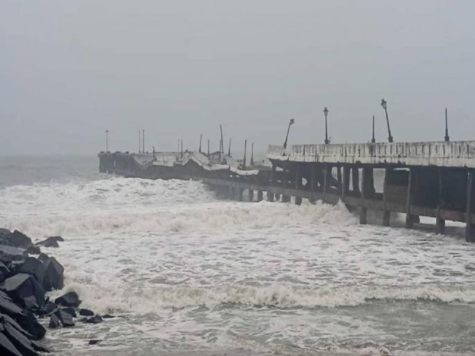 Due to 'Fengal', there was a panic, as much as 46 cm of rain in 24 hours in Kesal in Puducherry | ‘फेंगल’मुळे उडाली धांदल, पुदुच्चेरीत काेसळला २४ तासांत तब्बल ४६ सेंमी पाऊस Due to 'Fengal', there was a panic, as much as 46 cm of rain in 24 hours in Kesal in Puducherry | ‘फेंगल’मुळे उडाली धांदल, पुदुच्चेरीत काेसळला २४ तासांत तब्बल ४६ सेंमी पाऊस