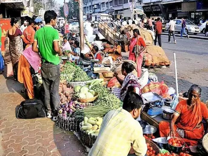 ...then let the common man take the law into his own hands; High Court slams state government on the issue of unauthorized hawkers | ...तर सामान्यांना कायदा हातात घेऊ द्या; अनधिकृत फेरीवाल्यांच्या मुद्द्यावरून उच्च न्यायालयाचे राज्य सरकारला खडेबोल ...then let the common man take the law into his own hands; High Court slams state government on the issue of unauthorized hawkers | ...तर सामान्यांना कायदा हातात घेऊ द्या; अनधिकृत फेरीवाल्यांच्या मुद्द्यावरून उच्च न्यायालयाचे राज्य सरकारला खडेबोल