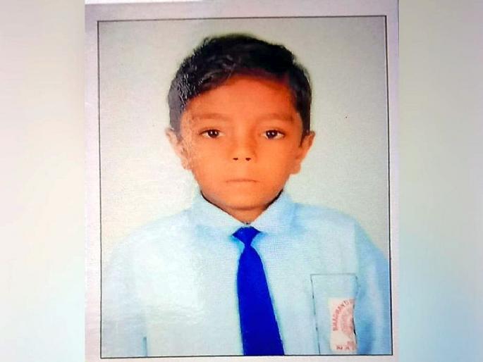 Body of missing seven-year-old boy found in Sonegaon lake | बेपत्ता झालेल्या सात वर्षीय मुलाचा सोनेगाव तलावात आढळला मृतदेह Body of missing seven-year-old boy found in Sonegaon lake | बेपत्ता झालेल्या सात वर्षीय मुलाचा सोनेगाव तलावात आढळला मृतदेह