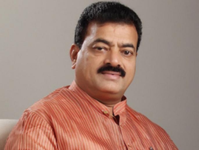 Yes, Uddhav Thackeray and I met 15 years later, confessing to bhaskar Jadhavs. | होय, उद्धव ठाकरे अन् माझी 15 वर्षांनंतर भेट झाली, भास्कर जाधवांना 'कबुल' Yes, Uddhav Thackeray and I met 15 years later, confessing to bhaskar Jadhavs. | होय, उद्धव ठाकरे अन् माझी 15 वर्षांनंतर भेट झाली, भास्कर जाधवांना 'कबुल'