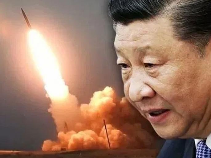 America shocked! China launches two aircraft carrier 'killer' missiles in South China Sea | अमेरिका हबकली! चीनने दक्षिण समुद्रात दोन 'किलर' मिसाईल डागली; युद्धनौका उद्ध्वस्त करण्याची शक्ती America shocked! China launches two aircraft carrier 'killer' missiles in South China Sea | अमेरिका हबकली! चीनने दक्षिण समुद्रात दोन 'किलर' मिसाईल डागली; युद्धनौका उद्ध्वस्त करण्याची शक्ती