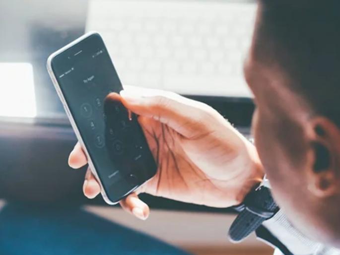 Shows the video to the husband saying that 17 lakhs have been extorted from the married man | पतीला व्हिडीओ दाखवितो, म्हणत विवाहितेकडून १७ लाख उकळले Shows the video to the husband saying that 17 lakhs have been extorted from the married man | पतीला व्हिडीओ दाखवितो, म्हणत विवाहितेकडून १७ लाख उकळले