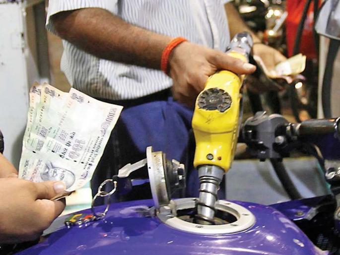 Coronavirus: Crude oil reached 16-year low; See today's petrol, diesel rates hrb | कच्च्या तेलाने गाठला तब्बल 16 वर्षांपूर्वीचा निचांक; मुंबईतील आजचे दर पहा Coronavirus: Crude oil reached 16-year low; See today's petrol, diesel rates hrb | कच्च्या तेलाने गाठला तब्बल 16 वर्षांपूर्वीचा निचांक; मुंबईतील आजचे दर पहा