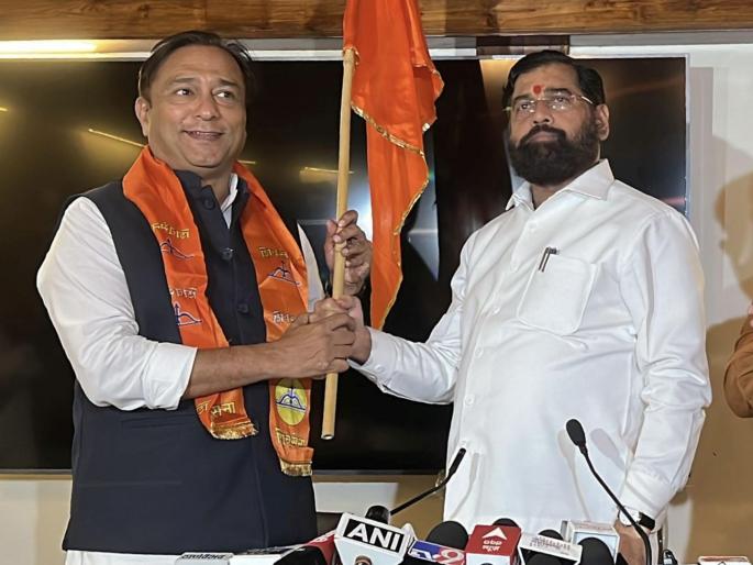 Being behind in the survey, Kripal Tumane was rejected as a candidate, Shinde Sena's Co-Chief Spokesperson Raju Waghmare Disclosure | सर्वेत मागे असल्याने कृपाल तुमाने यांना उमेदवारी नाकारली, शिंदे सेनेचे सहमुख्य प्रवक्ते डॉ. राजू वाघमारे यांचा खुलासा Being behind in the survey, Kripal Tumane was rejected as a candidate, Shinde Sena's Co-Chief Spokesperson Raju Waghmare Disclosure | सर्वेत मागे असल्याने कृपाल तुमाने यांना उमेदवारी नाकारली, शिंदे सेनेचे सहमुख्य प्रवक्ते डॉ. राजू वाघमारे यांचा खुलासा