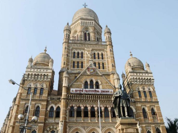 There is no increase in property tax this year in mumbai | मुंबईकरांना मोठा दिलासा; यंदा मालमत्ता करात वाढ नाही There is no increase in property tax this year in mumbai | मुंबईकरांना मोठा दिलासा; यंदा मालमत्ता करात वाढ नाही