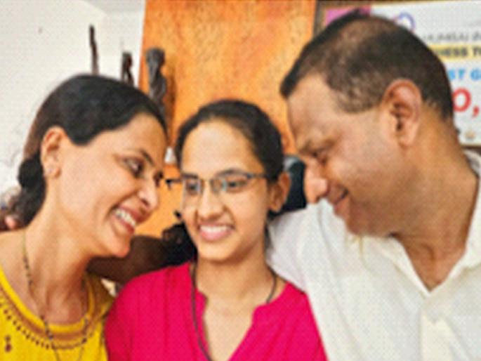 Tanisha came first in the state! Scored 600 out of 600 | तनिषा आली राज्यात पहिली! ६०० पैकी घेतले ६०० गुण Tanisha came first in the state! Scored 600 out of 600 | तनिषा आली राज्यात पहिली! ६०० पैकी घेतले ६०० गुण