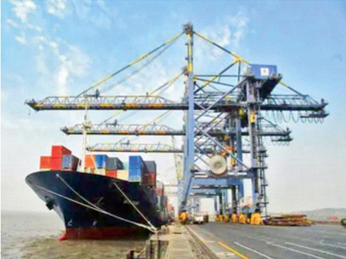 Goods from Vidarbha-Marathwada will be transported by sea, Vadhuvan Port will be connected to Samruddhi Highway | विदर्भ-मराठवाड्यातील माल जाणार समुद्रमार्गे, समृद्धी महामार्गाला जोडणार वाढवण बंदर Goods from Vidarbha-Marathwada will be transported by sea, Vadhuvan Port will be connected to Samruddhi Highway | विदर्भ-मराठवाड्यातील माल जाणार समुद्रमार्गे, समृद्धी महामार्गाला जोडणार वाढवण बंदर