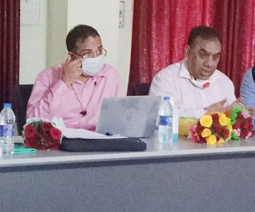 Central Health Squad taking information in three districts | केंद्रीय आरोग्य पथकाकडून तीन जिल्ह्यांची ‘कोरोना’ झाडाझडती Central Health Squad taking information in three districts | केंद्रीय आरोग्य पथकाकडून तीन जिल्ह्यांची ‘कोरोना’ झाडाझडती