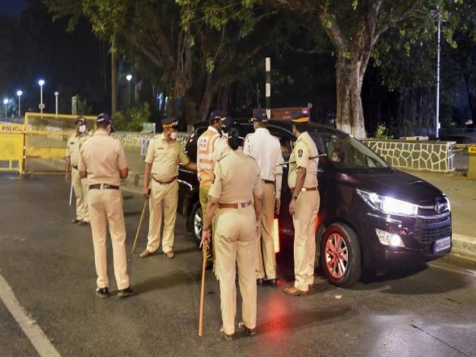 Police ready for dusting with Holi; Patrols by special squads for the safety of women | होळीसह धूलिवंदनासाठी पोलीस सज्ज; महिलांच्या सुरक्षेसाठी विशेष पथकांकडून गस्त Police ready for dusting with Holi; Patrols by special squads for the safety of women | होळीसह धूलिवंदनासाठी पोलीस सज्ज; महिलांच्या सुरक्षेसाठी विशेष पथकांकडून गस्त