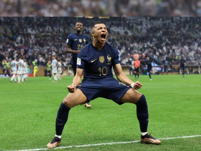 Fifa World Cup Final 2022 Live Updates : Full-Time  Argentina 3-3 France , The greatest game of football ever played, We go to penalties, Kylian Mbappe is the second player to score a world cup final hat-trick after geoff hurst for england vs germany in 1 | Fifa World Cup Final : कायलिन एमबाप्पेने इतिहास घडविला, अर्जेंटिना जिंकेल असे वाटत असतानाच ऐतिहासिक गोल केला अन्...  Fifa World Cup Final 2022 Live Updates : Full-Time  Argentina 3-3 France , The greatest game of football ever played, We go to penalties, Kylian Mbappe is the second player to score a world cup final hat-trick after geoff hurst for england vs germany in 1 | Fifa World Cup Final : कायलिन एमबाप्पेने इतिहास घडविला, अर्जेंटिना जिंकेल असे वाटत असतानाच ऐतिहासिक गोल केला अन्...