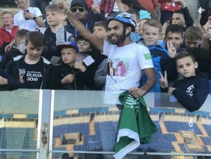 FIFA World Cup 2018: Jabra Fan, 5145 kilometers for the team's support, 75 days of journey to the team | FIFA World Cup 2018 : जबरा फॅन, संघाच्या समर्थनासाठी ५१४५ किलोमीटर, ७५ दिवसांचा त्याचा प्रवास