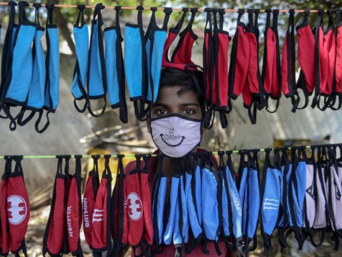 Sale of substandard goods in the name of health protection | आरोग्य सुरक्षेच्या नावाखाली दर्जाहीन वस्तूंची विक्री; नियंत्रणाचे काय? Sale of substandard goods in the name of health protection | आरोग्य सुरक्षेच्या नावाखाली दर्जाहीन वस्तूंची विक्री; नियंत्रणाचे काय?