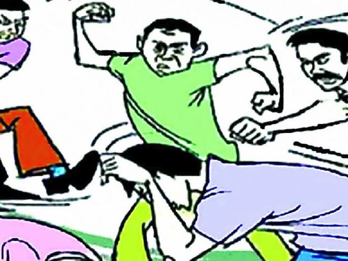 Arguing over asking for free breakfast; | फुकटात नाश्ता मागितल्यावरून वाद; रेस्टॉरंटमध्ये तोडफोड, हाणामारी Arguing over asking for free breakfast; | फुकटात नाश्ता मागितल्यावरून वाद; रेस्टॉरंटमध्ये तोडफोड, हाणामारी