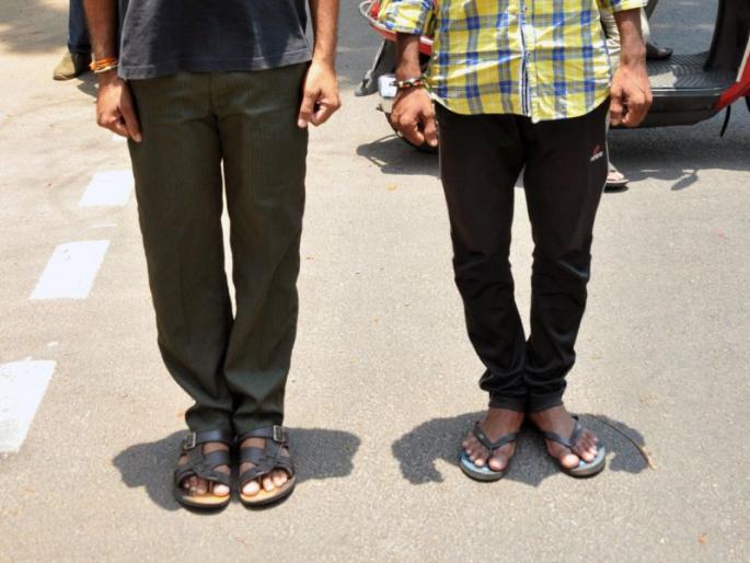 Zero Shadow Day; Yawatmal people experienced no shadow | Zero Shadow Day; वक्त इन्सान पे ऐसा भी कभी आता है... राह में छोड के साया भी चला जाता है... Zero Shadow Day; Yawatmal people experienced no shadow | Zero Shadow Day; वक्त इन्सान पे ऐसा भी कभी आता है... राह में छोड के साया भी चला जाता है...