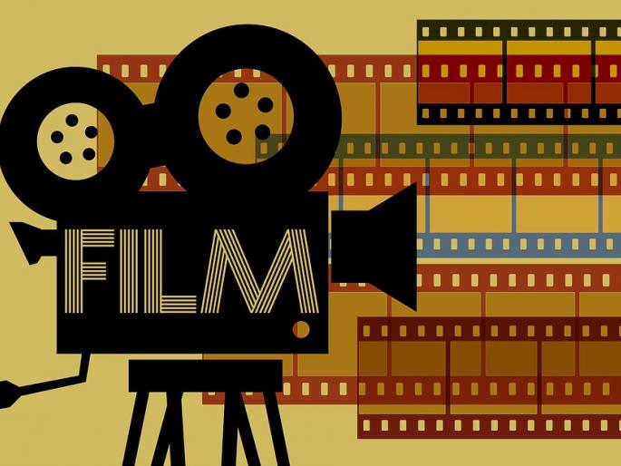 Bollywood's wheels are stopped due to corona | बॉलिवूडच्या चाकांना ब्रेक Bollywood's wheels are stopped due to corona | बॉलिवूडच्या चाकांना ब्रेक