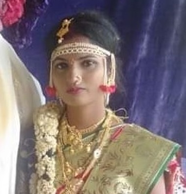 newly married girl's dead body found in well in Chandrapur district | शौचाचे कारण सांगून ‘ती’ घरातून बाहेर पडली आणि परतलीच नाही newly married girl's dead body found in well in Chandrapur district | शौचाचे कारण सांगून ‘ती’ घरातून बाहेर पडली आणि परतलीच नाही