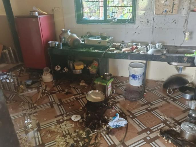 Gas explosion at Varve Khurd near Pune Satara Highway; Four people were injured by burns | पुणे सातारा महामार्गालगतच्या वरवे खुर्द येथे गॅसचा स्फोट; चार जण जखमी Gas explosion at Varve Khurd near Pune Satara Highway; Four people were injured by burns | पुणे सातारा महामार्गालगतच्या वरवे खुर्द येथे गॅसचा स्फोट; चार जण जखमी