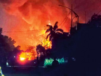 Fire breaks out at chemical company in Tarapur MIDC | तारापूर एमआयडीसीत रासायनिक कंपनीला आग 