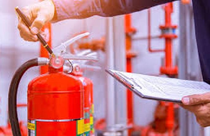 Private hospitals in Washim district forget about fire audit | वाशिम जिल्ह्यातील खासगी रुग्णालयांना ‘फायर ऑडिट’चा विसर! Private hospitals in Washim district forget about fire audit | वाशिम जिल्ह्यातील खासगी रुग्णालयांना ‘फायर ऑडिट’चा विसर!
