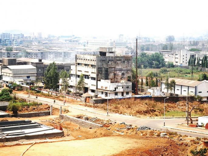 Fire audit at factories in Ambarnath, Badlapur to name only | अंबरनाथ, बदलापूरमधील कारखान्यांमध्ये फायर ऑडिट केवळ नावापुरतेच Fire audit at factories in Ambarnath, Badlapur to name only | अंबरनाथ, बदलापूरमधील कारखान्यांमध्ये फायर ऑडिट केवळ नावापुरतेच