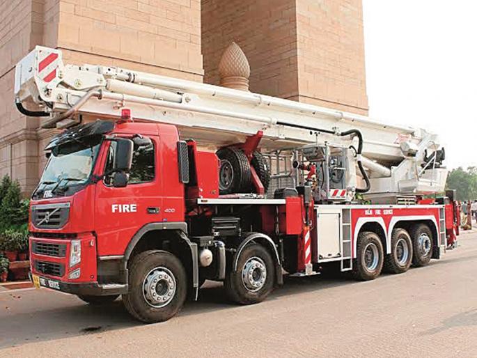 25 crore ladder for 70 meter high buildings; Discussions of the Chhatrapati Sambhajinagar municipality with the Finland company are underway | ७० मीटर उंच इमारतींसाठी २५ कोटींचे लॅडर; फिनलँडच्या कंपनीसोबत मनपाची चर्चा सुरू 25 crore ladder for 70 meter high buildings; Discussions of the Chhatrapati Sambhajinagar municipality with the Finland company are underway | ७० मीटर उंच इमारतींसाठी २५ कोटींचे लॅडर; फिनलँडच्या कंपनीसोबत मनपाची चर्चा सुरू