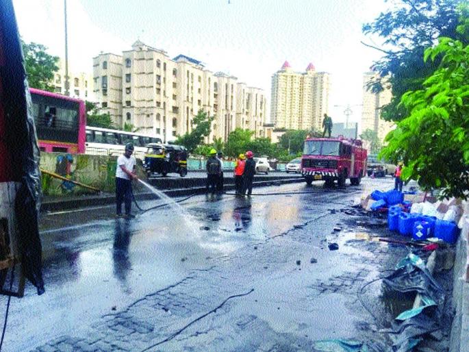 Thane Municipal Disaster Section 'Ready' | ठाणे पालिकेचा आपत्कालीन विभाग ‘तत्पर’ Thane Municipal Disaster Section 'Ready' | ठाणे पालिकेचा आपत्कालीन विभाग ‘तत्पर’
