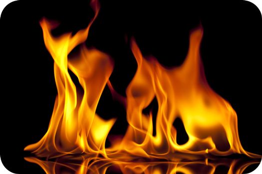 A fire to the finance company at Atre Lay-Out in Nagpur | नागपुरातील  अत्रे ले-आऊट येथील फायनान्स कंपनीला आग  A fire to the finance company at Atre Lay-Out in Nagpur | नागपुरातील  अत्रे ले-आऊट येथील फायनान्स कंपनीला आग