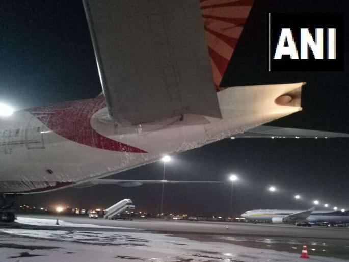 Air India Delhi to San Francisco (Boeing 777) flight caught fire in Auxiliary Power Unit(APU) | थोडक्यात बचावलं एअर इंडियाचं विमान, अन्यथा घडला असता अनर्थ Air India Delhi to San Francisco (Boeing 777) flight caught fire in Auxiliary Power Unit(APU) | थोडक्यात बचावलं एअर इंडियाचं विमान, अन्यथा घडला असता अनर्थ