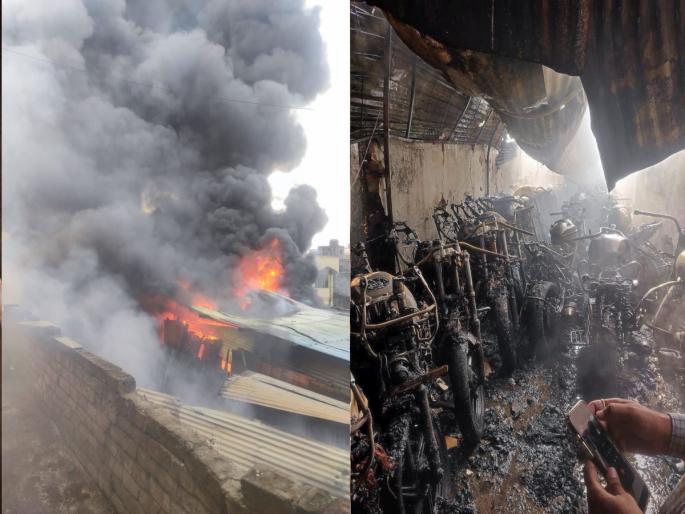 Fire in shops in old Nashik; 2 houses in Bechirakh along with 50 bikes, fire controlled with the help of nine bombs | Nashik: जुने नाशिकमध्ये दुकानांमध्ये आगडोंब; ५० दुचाकींसह २ घरे बेचिराख, नऊ बंबाच्या साहायाने आगीवर नियंत्रण Fire in shops in old Nashik; 2 houses in Bechirakh along with 50 bikes, fire controlled with the help of nine bombs | Nashik: जुने नाशिकमध्ये दुकानांमध्ये आगडोंब; ५० दुचाकींसह २ घरे बेचिराख, नऊ बंबाच्या साहायाने आगीवर नियंत्रण