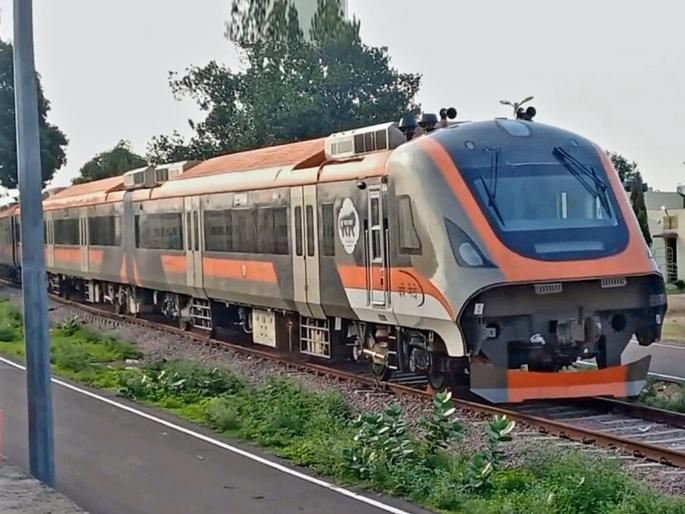 first vande bharat metro launch run between gujarat bhuj and ahmedabad know about timing schedule features and fare | पहिला मान गुजरातला! ३ हजार वंदे मेट्रो सुरू होणार; ‘या’ मार्गावरील सेवेचे तिकीट फक्त ३०₹ first vande bharat metro launch run between gujarat bhuj and ahmedabad know about timing schedule features and fare | पहिला मान गुजरातला! ३ हजार वंदे मेट्रो सुरू होणार; ‘या’ मार्गावरील सेवेचे तिकीट फक्त ३०₹