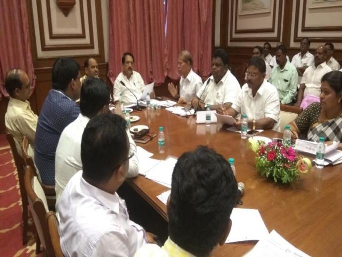 We will try to give agriculture ministry status to fisheries department | मत्स्यव्यवसाय खात्याला कृषी खात्याचा दर्जा मिळवून देण्यासाठी प्रयत्न करणार We will try to give agriculture ministry status to fisheries department | मत्स्यव्यवसाय खात्याला कृषी खात्याचा दर्जा मिळवून देण्यासाठी प्रयत्न करणार