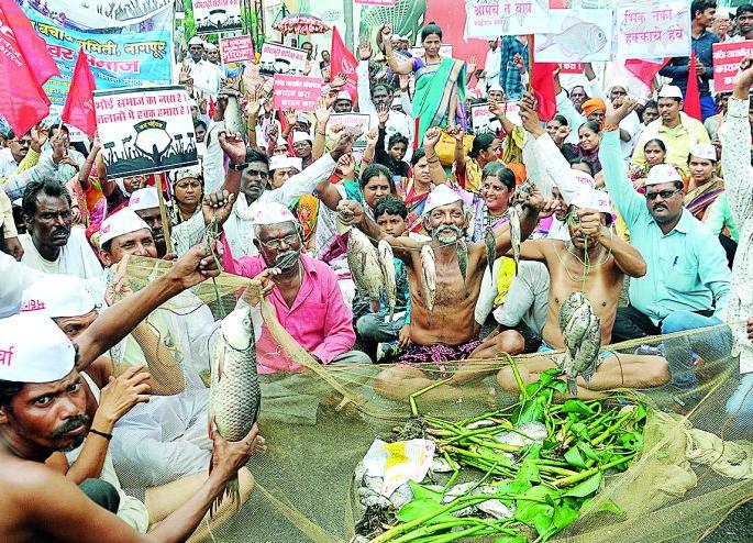 In Bhoi community, all the sub castes should be given reservation of 'SC' category | भोई समाज, सर्व उपजातींना ‘एससी’ वर्गाचे आरक्षण द्या