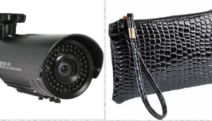 Her dream of giving her first salary to mother was completed | अन् पहिला पगार आईला देण्याचे तिचे स्वप्न झाले पूर्ण Her dream of giving her first salary to mother was completed | अन् पहिला पगार आईला देण्याचे तिचे स्वप्न झाले पूर्ण