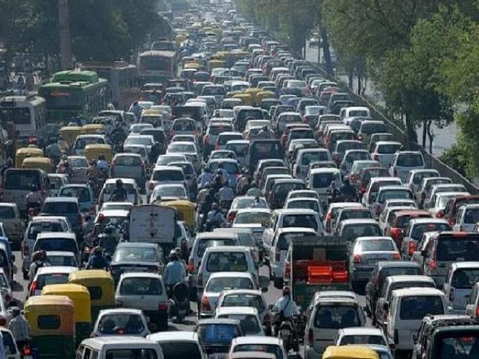 Now driving an old car will be expensive vehile fitness test certificates charges will increase | आता जुनी कार चालवणं होणार महाग, फिटनेस टेस्टच्या नावाखाली खिसे कापायची तयारी Now driving an old car will be expensive vehile fitness test certificates charges will increase | आता जुनी कार चालवणं होणार महाग, फिटनेस टेस्टच्या नावाखाली खिसे कापायची तयारी