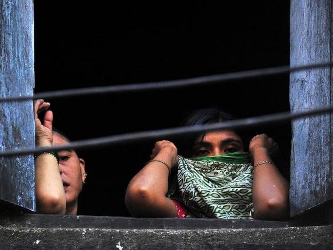 prostitution in three lodges in Pimpri, Bhosari; police Raided | पिंपरी, भोसरीत वेश्याव्यवसाय सुरू असलेल्या तीन लाॅजवर छापा prostitution in three lodges in Pimpri, Bhosari; police Raided | पिंपरी, भोसरीत वेश्याव्यवसाय सुरू असलेल्या तीन लाॅजवर छापा