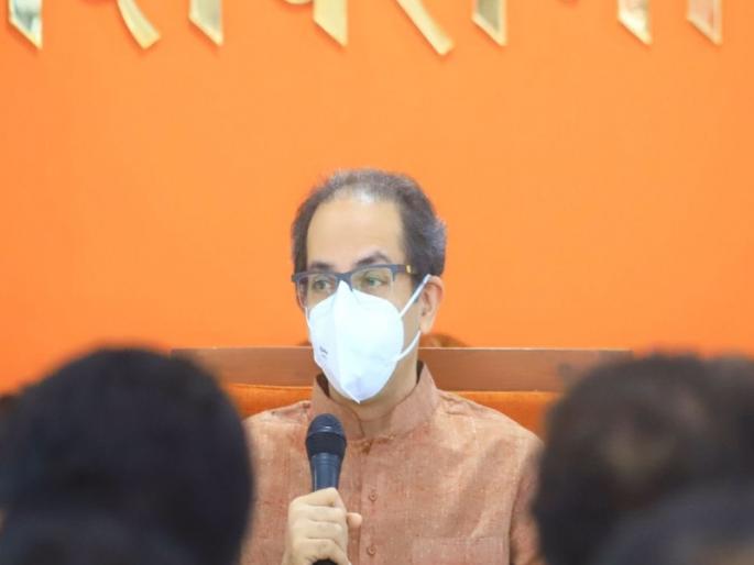 'Currently, the state is in the process of violating the Constitution'; Former CM Uddhav Thackeray lashes out at BJP | 'सध्या राज्यात राज्यघटनेची पायमल्ली सुरु आहे'; उद्धव ठाकरेंचा भाजपावर घणाघात 'Currently, the state is in the process of violating the Constitution'; Former CM Uddhav Thackeray lashes out at BJP | 'सध्या राज्यात राज्यघटनेची पायमल्ली सुरु आहे'; उद्धव ठाकरेंचा भाजपावर घणाघात