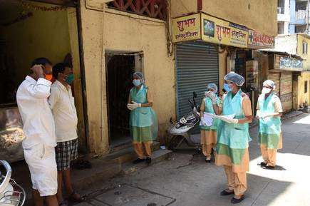 Coronavirus: will provide free medicine in slum areas; Decision of Thane Municipal Commissioner | Coronavirus: झोपडपट्टी परिसरात मोफत औषधे पुरविणार; ठाणे मनपा आयुक्तांचा निर्णय Coronavirus: will provide free medicine in slum areas; Decision of Thane Municipal Commissioner | Coronavirus: झोपडपट्टी परिसरात मोफत औषधे पुरविणार; ठाणे मनपा आयुक्तांचा निर्णय