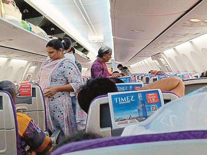 Destiny gave a second breath; Many Chh. Sambhajinagarkars return from Kashmir safely | नियतीने जणू दिला दुसरा श्वास; काश्मीरमधून अनेक छ. संभाजीनगरकरांचा परतीचा प्रवास सुखरूप Destiny gave a second breath; Many Chh. Sambhajinagarkars return from Kashmir safely | नियतीने जणू दिला दुसरा श्वास; काश्मीरमधून अनेक छ. संभाजीनगरकरांचा परतीचा प्रवास सुखरूप