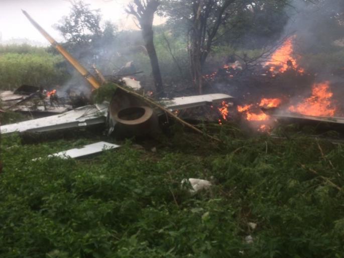 Indian Air Force's trainee flight collapses in Hyderabad, no survivors | हैदराबादेत भारतीय हवाई दलाचं प्रशिक्षणार्थी विमान कोसळलं, कोणतीही जीवितहानी नाही Indian Air Force's trainee flight collapses in Hyderabad, no survivors | हैदराबादेत भारतीय हवाई दलाचं प्रशिक्षणार्थी विमान कोसळलं, कोणतीही जीवितहानी नाही