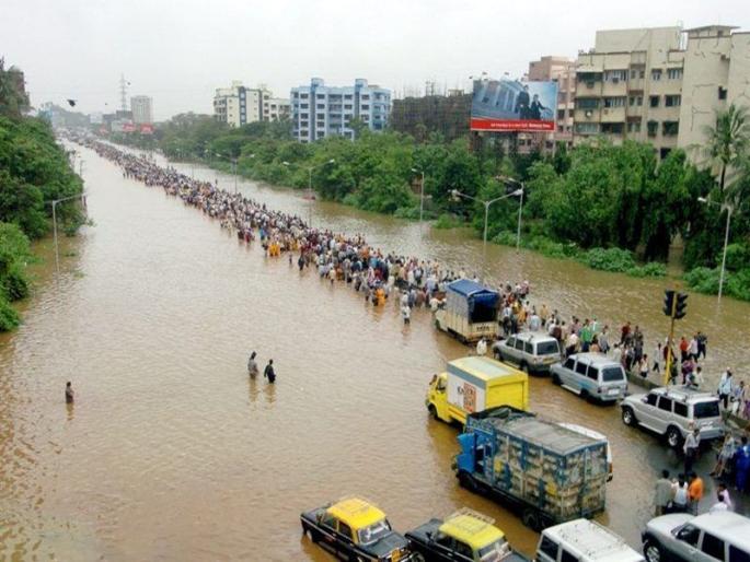 after 26 july mumbai flood money poured in like water in 19 years but not yet get relief | १९ वर्षांत पाण्यासारखा पैसा ओतला; तरीही मगर‘मिठी’ सुटेना!
