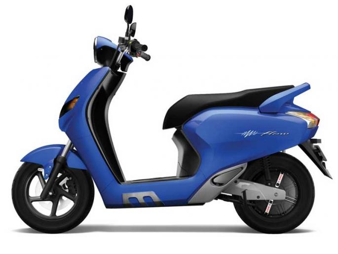 Auto Expo 2018 Twenty Two Motors launches India’s First AI-enabled, Cloud-Connected Scooter FLOW | Auto Expo 2018: चोरांनाही चकवा देणारी स्मार्ट इलेक्ट्रिक स्कूटर FLOW लाँच Auto Expo 2018 Twenty Two Motors launches India’s First AI-enabled, Cloud-Connected Scooter FLOW | Auto Expo 2018: चोरांनाही चकवा देणारी स्मार्ट इलेक्ट्रिक स्कूटर FLOW लाँच