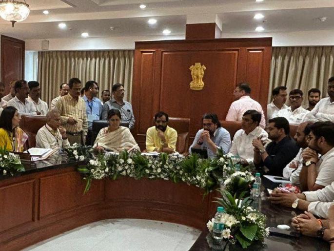 State Government's Make in Maharashtra Natural Flowers Policy, Information from Minister Pankaja Munde | राज्य शासनाचे ‘मेक इन महाराष्ट्र नॅचरल फ्लॉवर्स’ धोरण, मंत्री पंकजा मुंडे यांची माहिती State Government's Make in Maharashtra Natural Flowers Policy, Information from Minister Pankaja Munde | राज्य शासनाचे ‘मेक इन महाराष्ट्र नॅचरल फ्लॉवर्स’ धोरण, मंत्री पंकजा मुंडे यांची माहिती