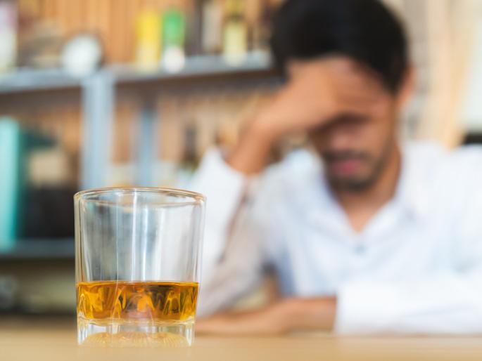 Thirty percent will be free of addiction; Psychiatrists believe | तीस टक्के लोक व्यसनमुक्त होतील; मानसोपचार तज्ज्ञांचा विश्वास Thirty percent will be free of addiction; Psychiatrists believe | तीस टक्के लोक व्यसनमुक्त होतील; मानसोपचार तज्ज्ञांचा विश्वास