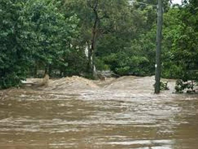 Five dead in Buldana district during early rains | अवकाळी पावसादरम्यान बुलडाणा जिल्ह्यात पाच जणांचा मृत्यू Five dead in Buldana district during early rains | अवकाळी पावसादरम्यान बुलडाणा जिल्ह्यात पाच जणांचा मृत्यू