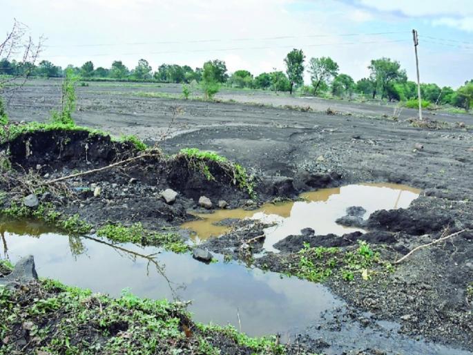 Order for Pankhaman damages in 15 villages in Barull area | बारुळ परिसरातील १५ गावांतील नुकसानीचे पंचनामे करण्याचे आदेश Order for Pankhaman damages in 15 villages in Barull area | बारुळ परिसरातील १५ गावांतील नुकसानीचे पंचनामे करण्याचे आदेश