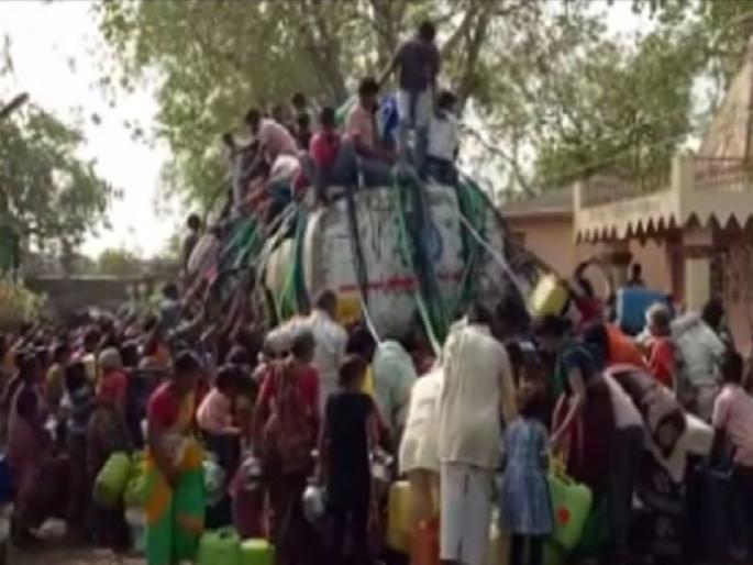 During the monsoon, 'fight' for water, the water level of the Buldhana continues | पावसाळ्यातही पाण्यासाठी 'झुंज', बुलडाण्यातील सहा तालुक्यांत पाणीटंचाई कायम! During the monsoon, 'fight' for water, the water level of the Buldhana continues | पावसाळ्यातही पाण्यासाठी 'झुंज', बुलडाण्यातील सहा तालुक्यांत पाणीटंचाई कायम!