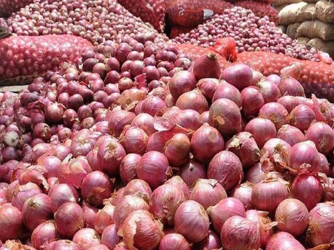 For the second time in a row, onion traders have called a band | कांदा कोंडीची जबाबदारी आता कोणते मंत्री घेणार? For the second time in a row, onion traders have called a band | कांदा कोंडीची जबाबदारी आता कोणते मंत्री घेणार?
