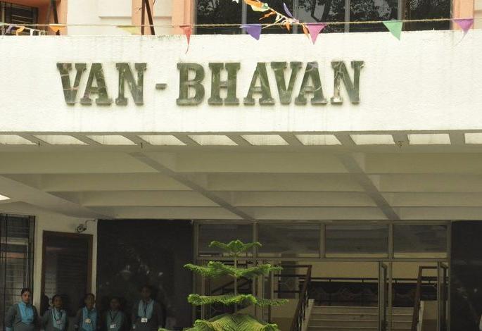 Forest Headquarters Clerk Positive: Excitement in the department | वन मुख्यालयाचा क्लर्क पॉझिटिव्ह: विभागात खळबळ