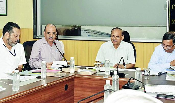 Deeper research will be done in respect of wildlife | वन्यप्राण्यांसंदर्भात होणार सखोल संशोधन Deeper research will be done in respect of wildlife | वन्यप्राण्यांसंदर्भात होणार सखोल संशोधन