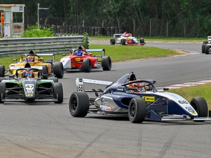 formula 4 race to take place work begins in earnest | 'फॉर्मुला ४' रेस होणारच; कामाला प्रत्यक्ष सुरूवात